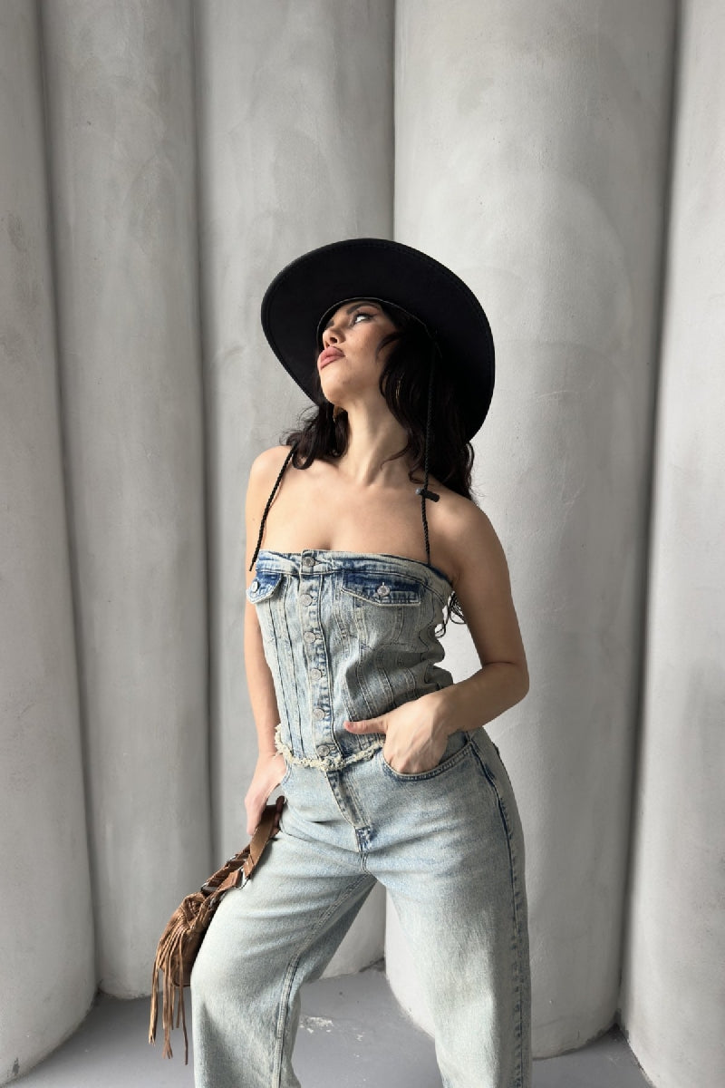 Straplez Detaylı Önü Düğmeli Kot Tulum