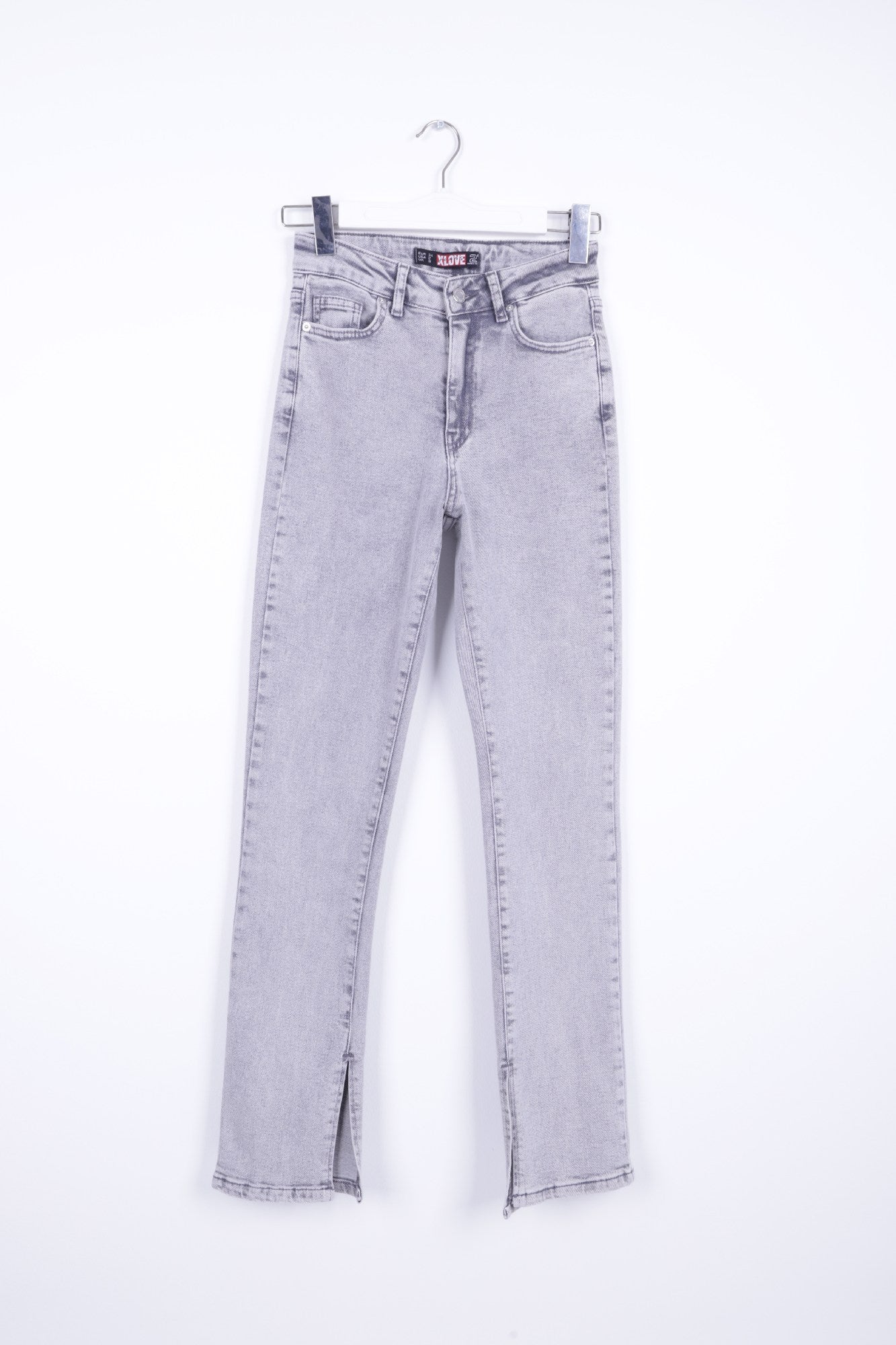 Yırtmaç Detaylı Düz Jean 1844