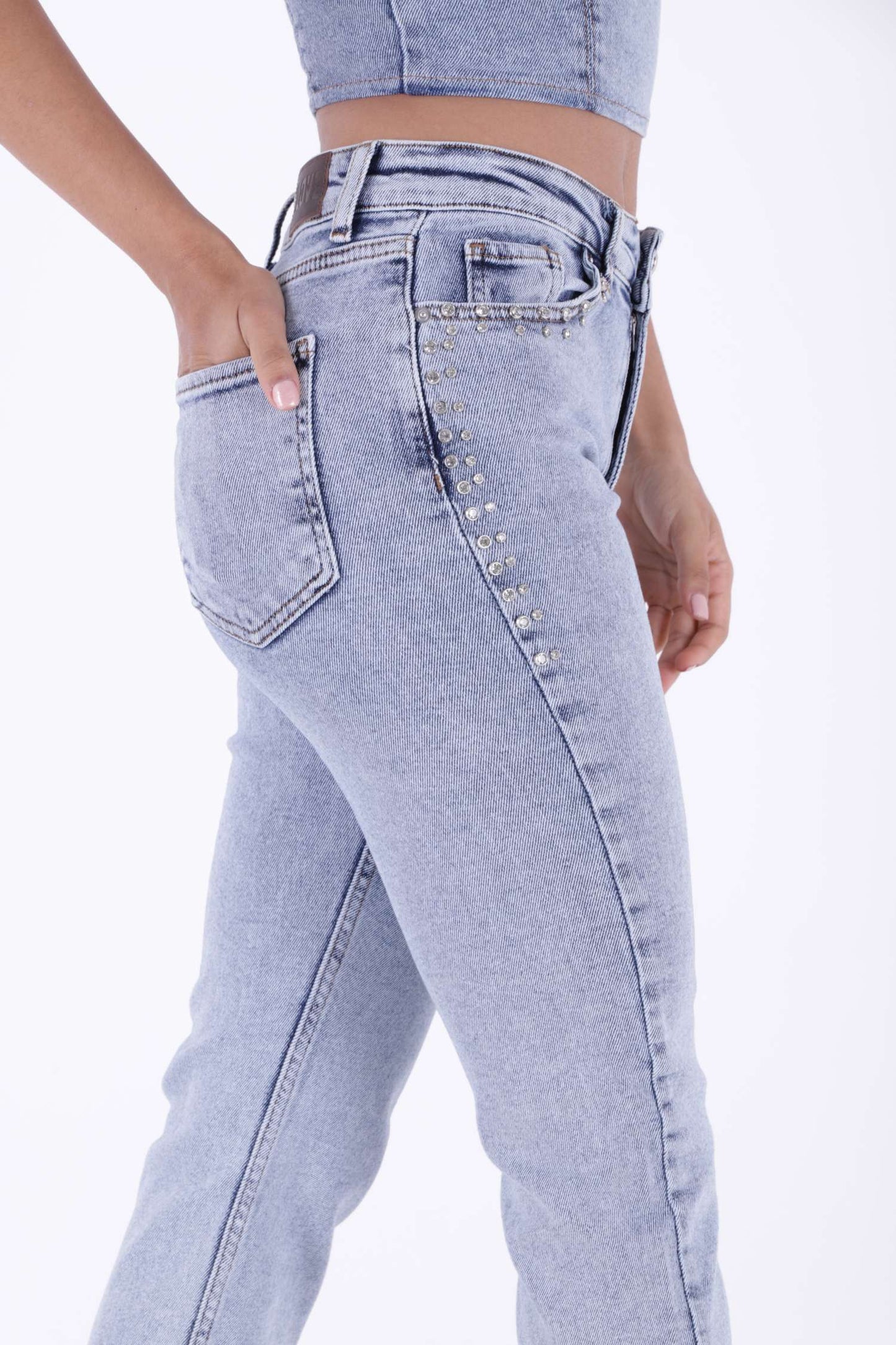 Taşlı Mom Fit Kot Pantolon