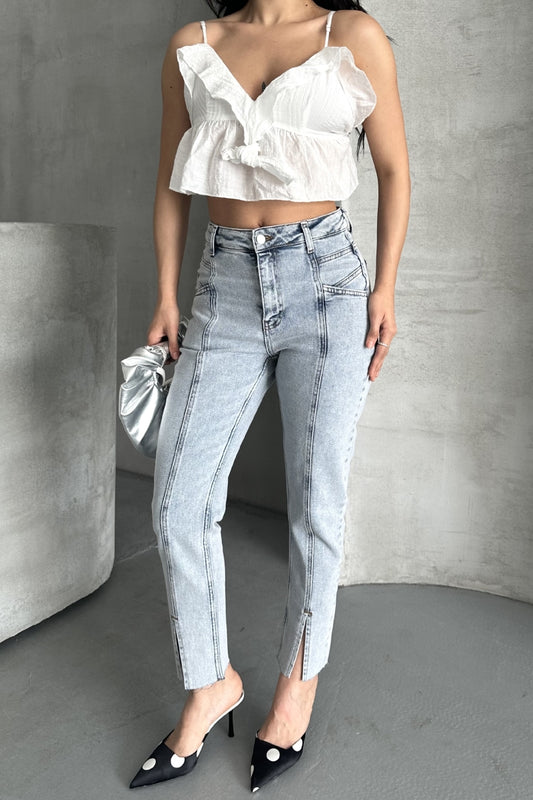 Parçalı Önü Yırtmaçlı Dikişsiz Paça Pantolon