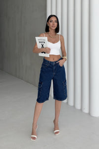 Cep Detaylı Orta Boy Kot Şort 2026