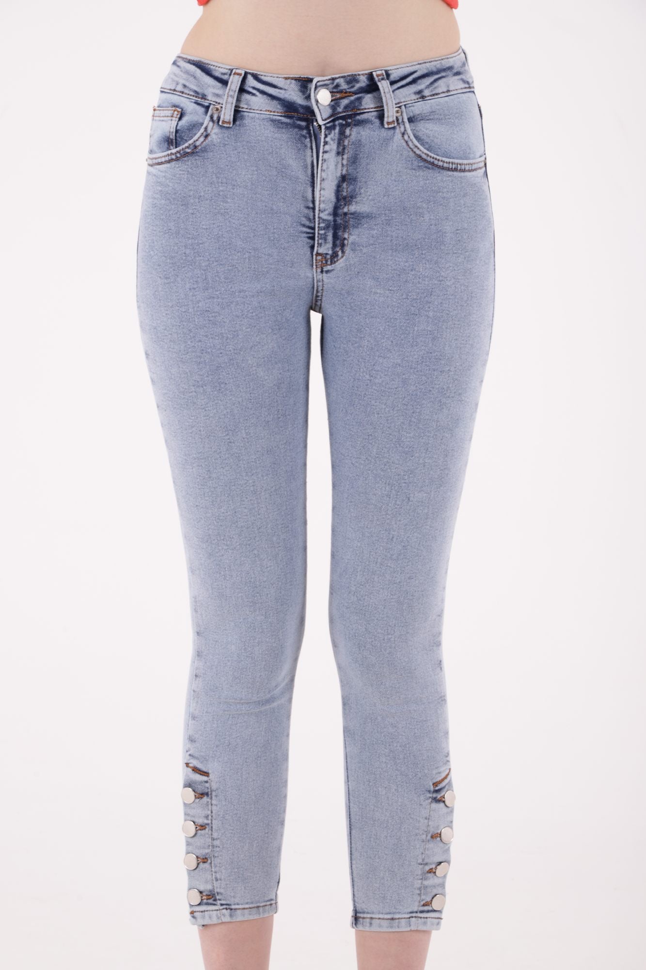 Paçası Dört Düğmeli Kot Pantolon 786