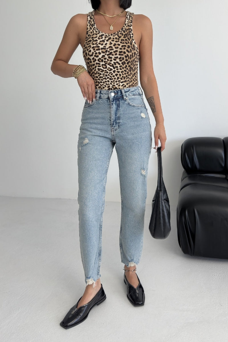 Paçası Mom Fit Kot Pantolon 884