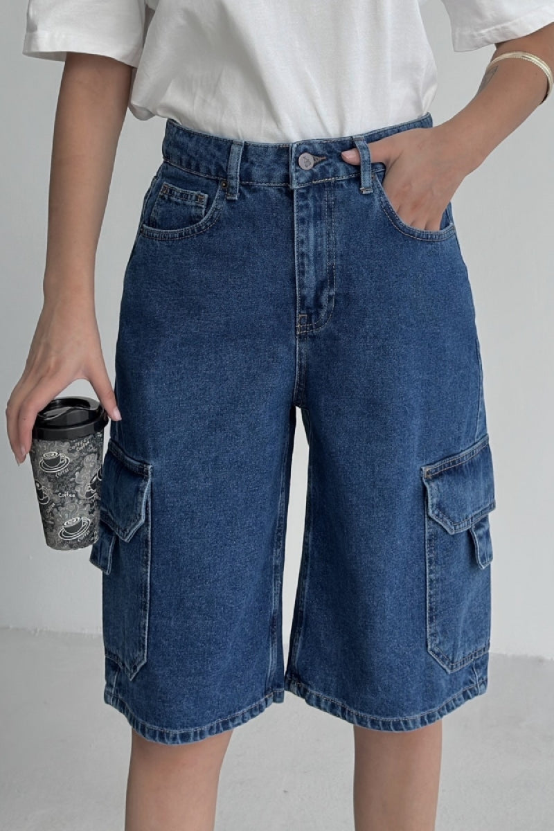 Cep Detaylı Orta Boy Kot Şort 2026