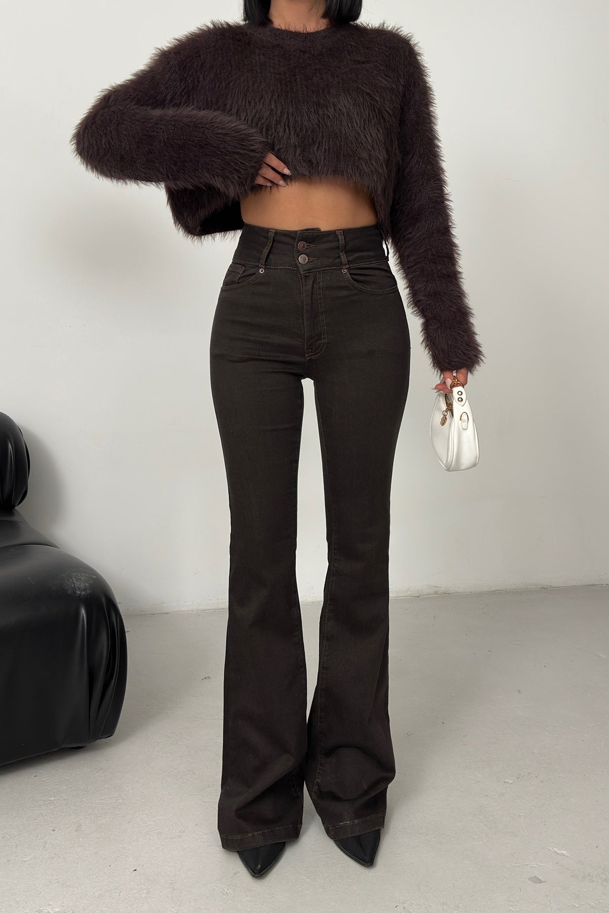 Pensli Geniş Kemerli Kot Pantolon