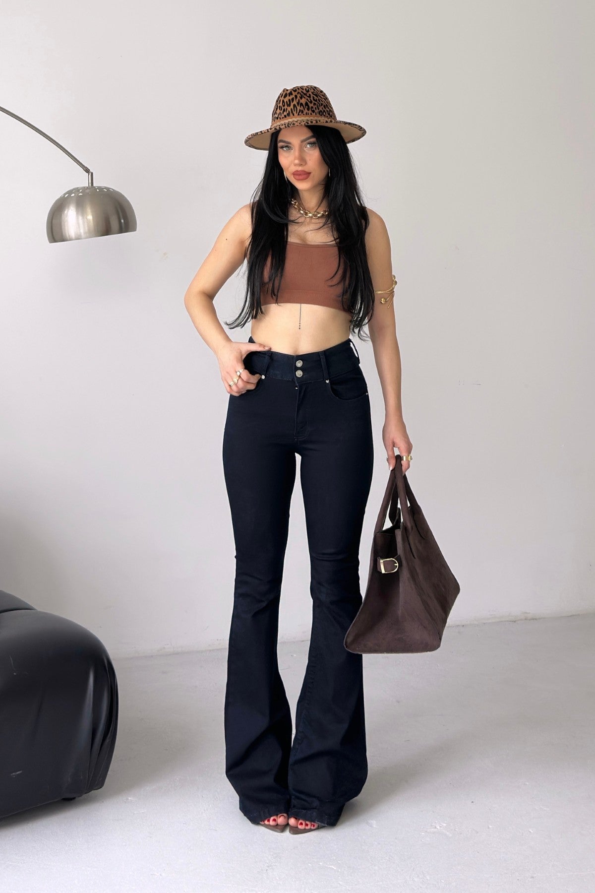 Pensli Geniş Kemerli Kot Pantolon