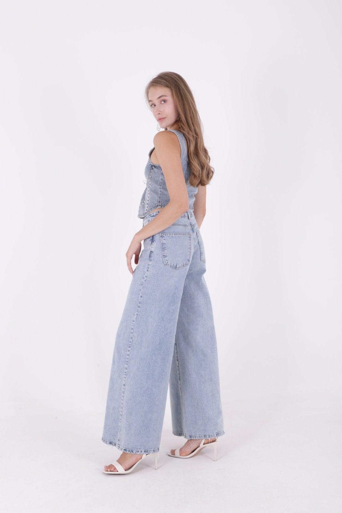 Geniş Saçaklı Paça Peçli Kot Pantolon 7041
