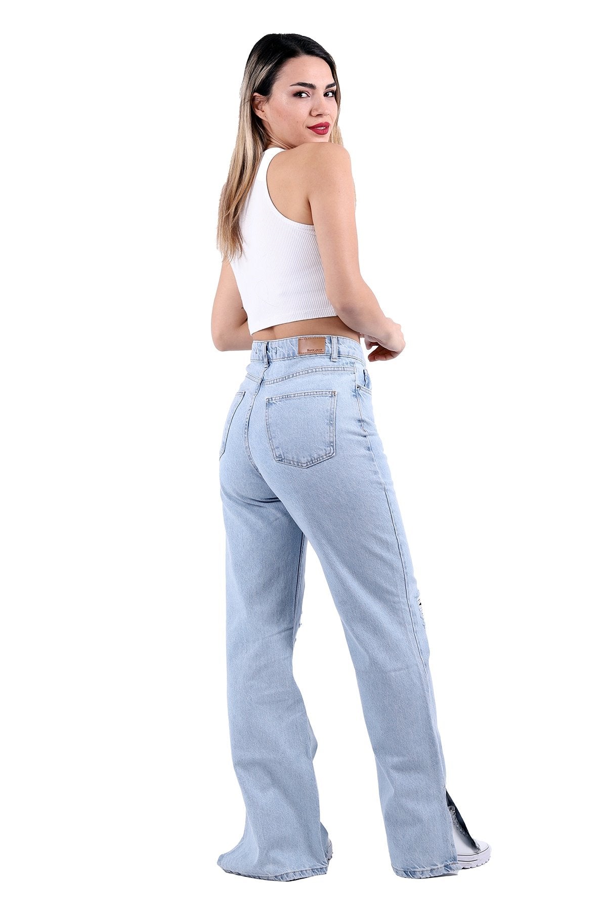 Paçası Yırtmaçlı Boru Paça Kot Pantolon 1931