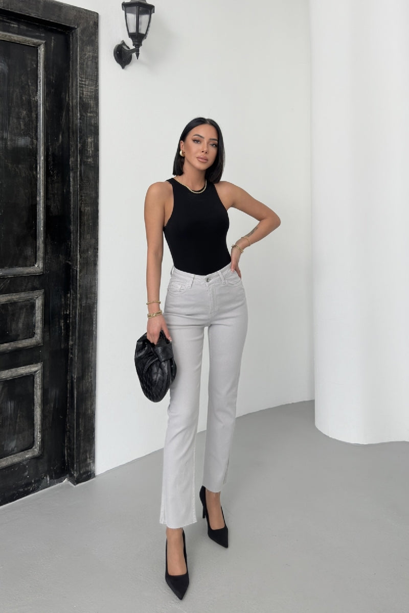 Dikişsiz Paça Mom Fit Kot Pantolon 764