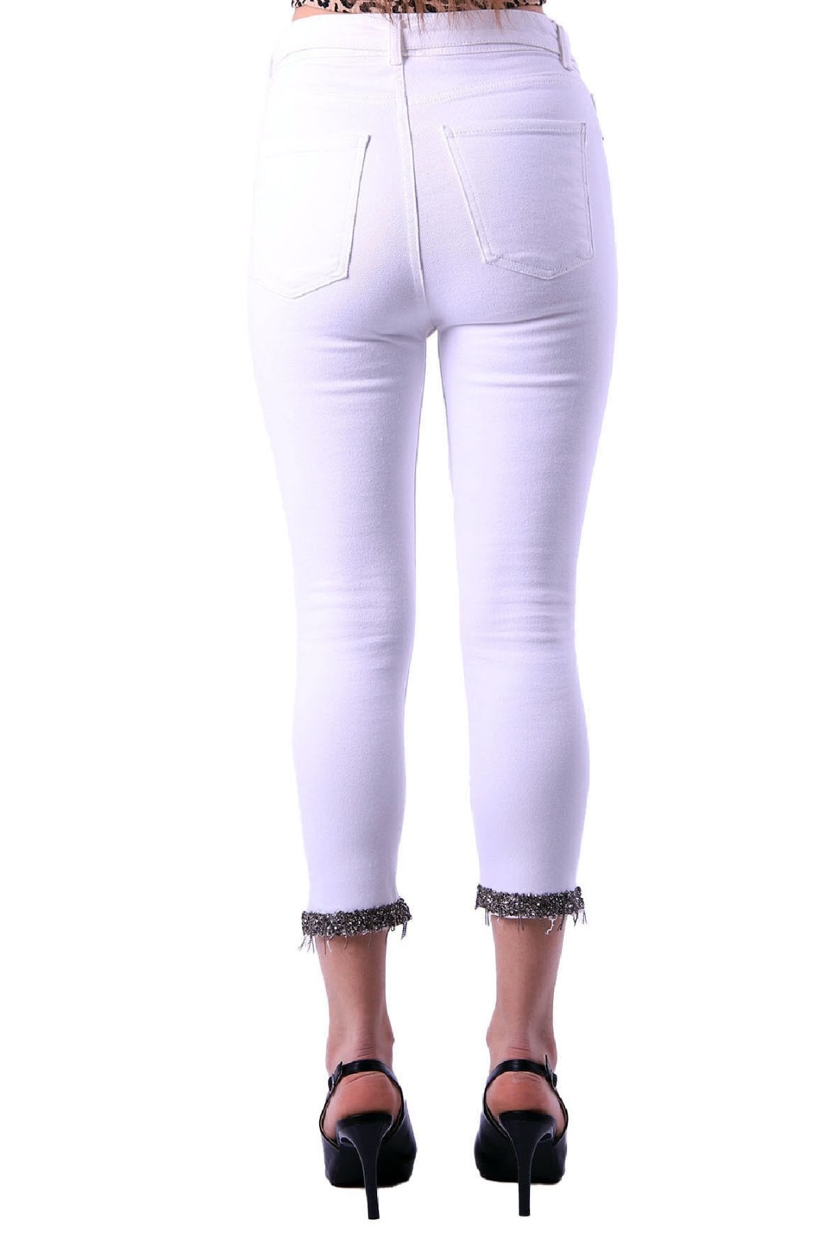 Paçaları Kemerli Pantolon 746