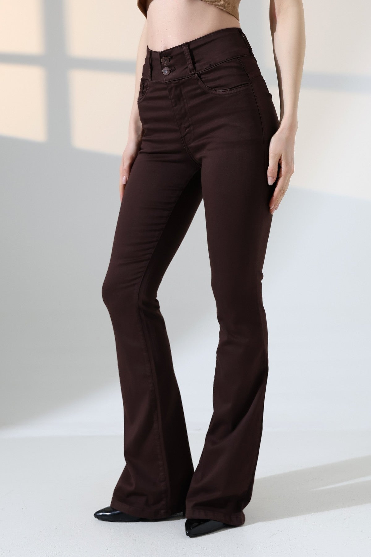 Pensli Geniş Kemerli Kot Pantolon