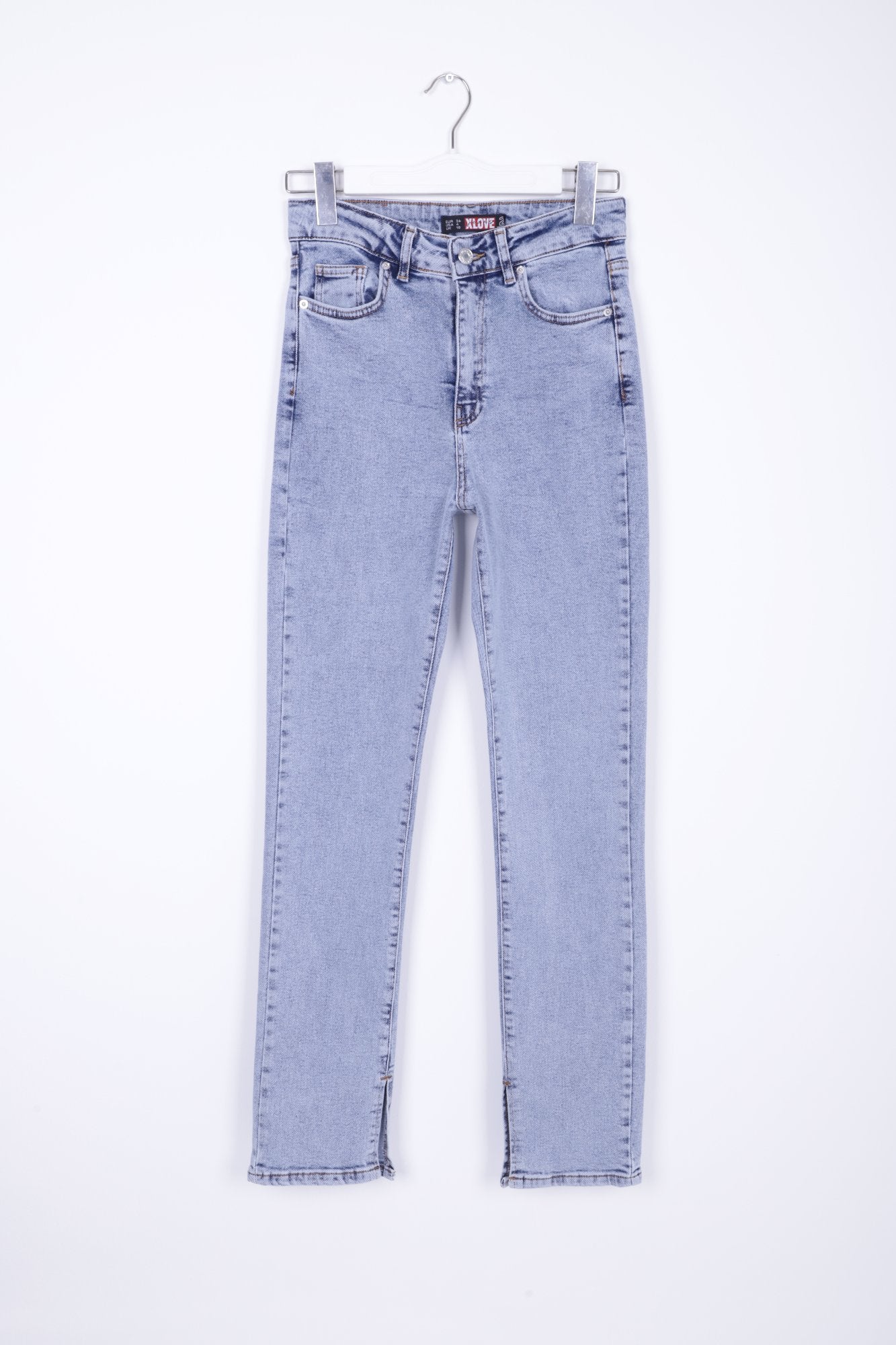 Yırtmaç Detaylı Düz Jean 1844