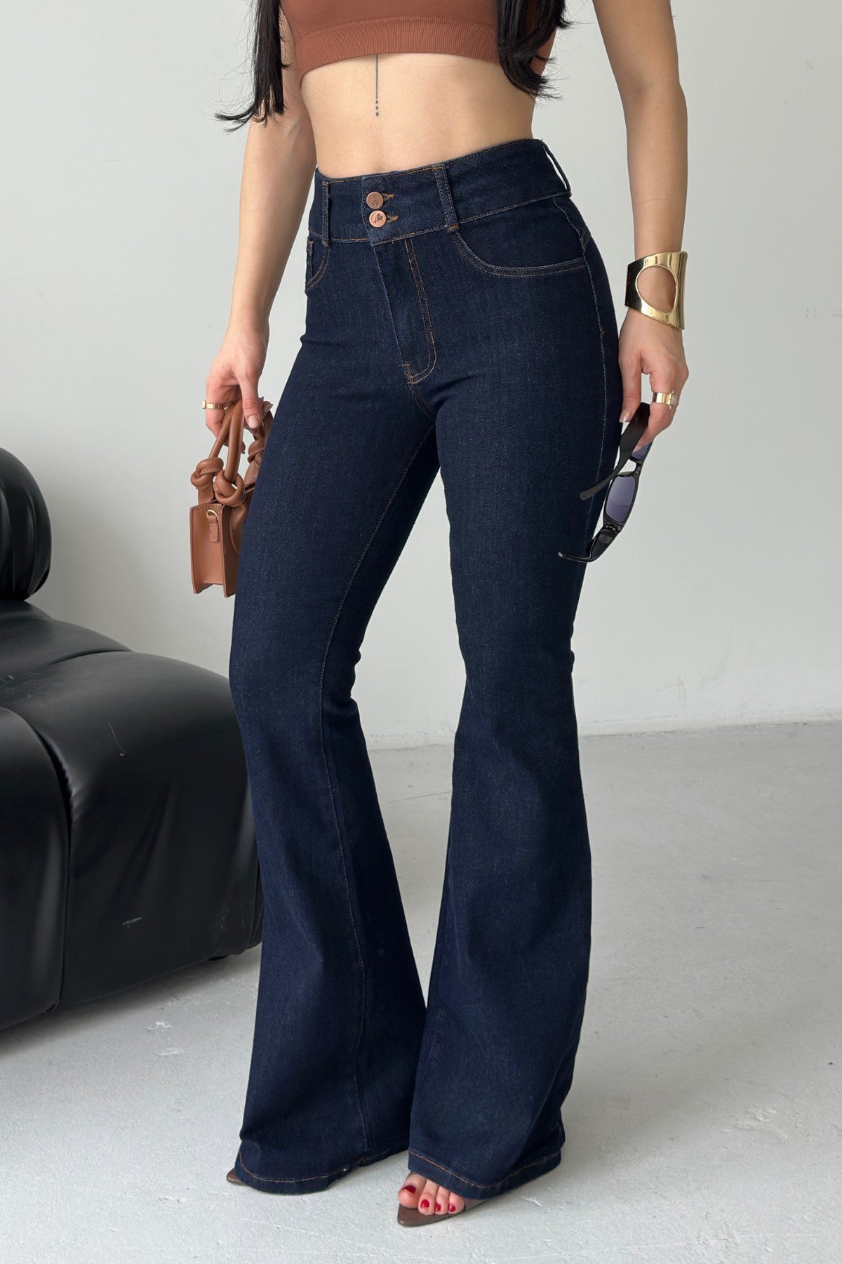 Pensli Geniş Kemerli Kot Pantolon