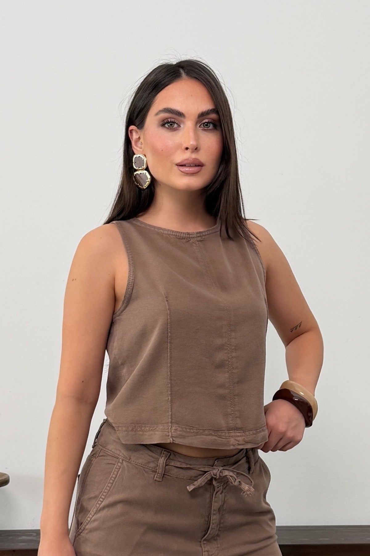 Kolsuz Kısa Bluz 413