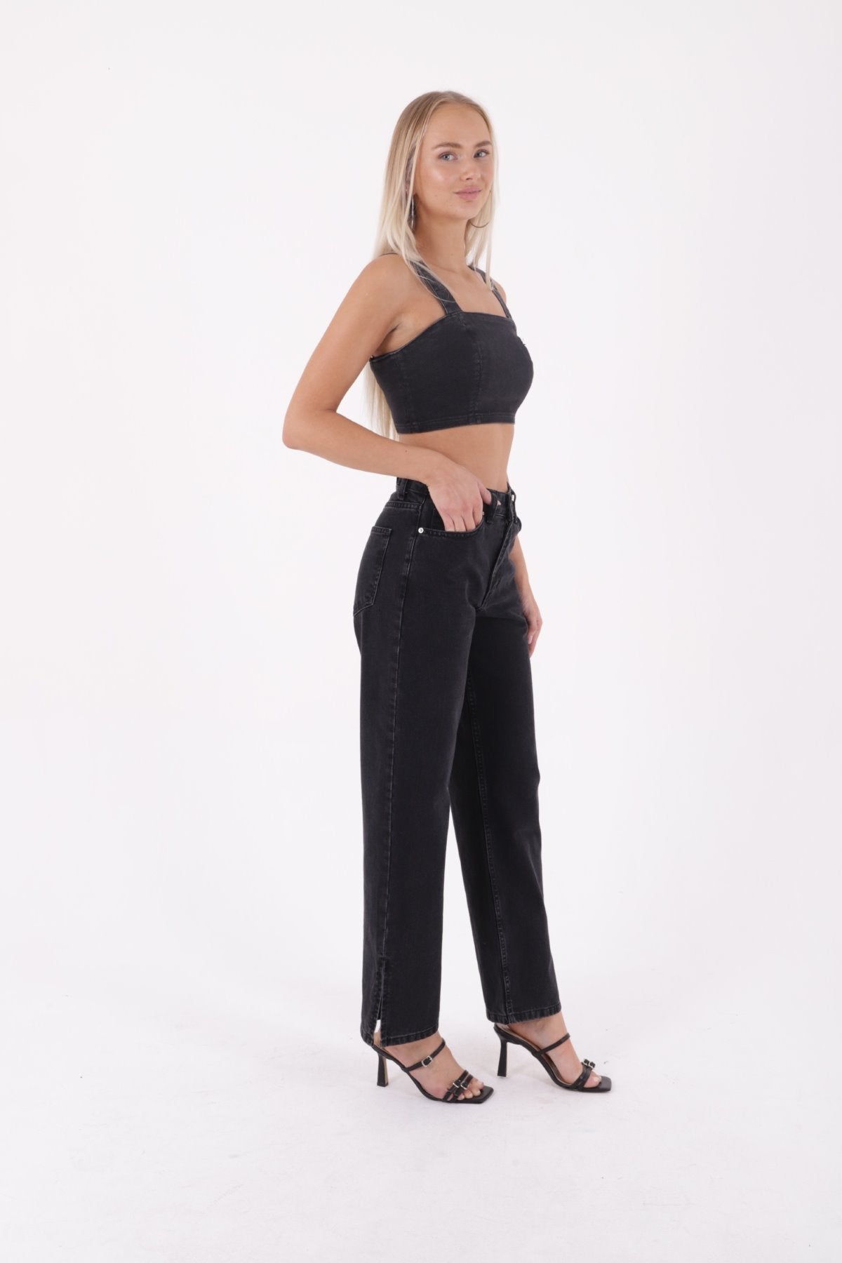 Paçası Yırtmaçlı Boru Paça Relax Kot Pantolon 931