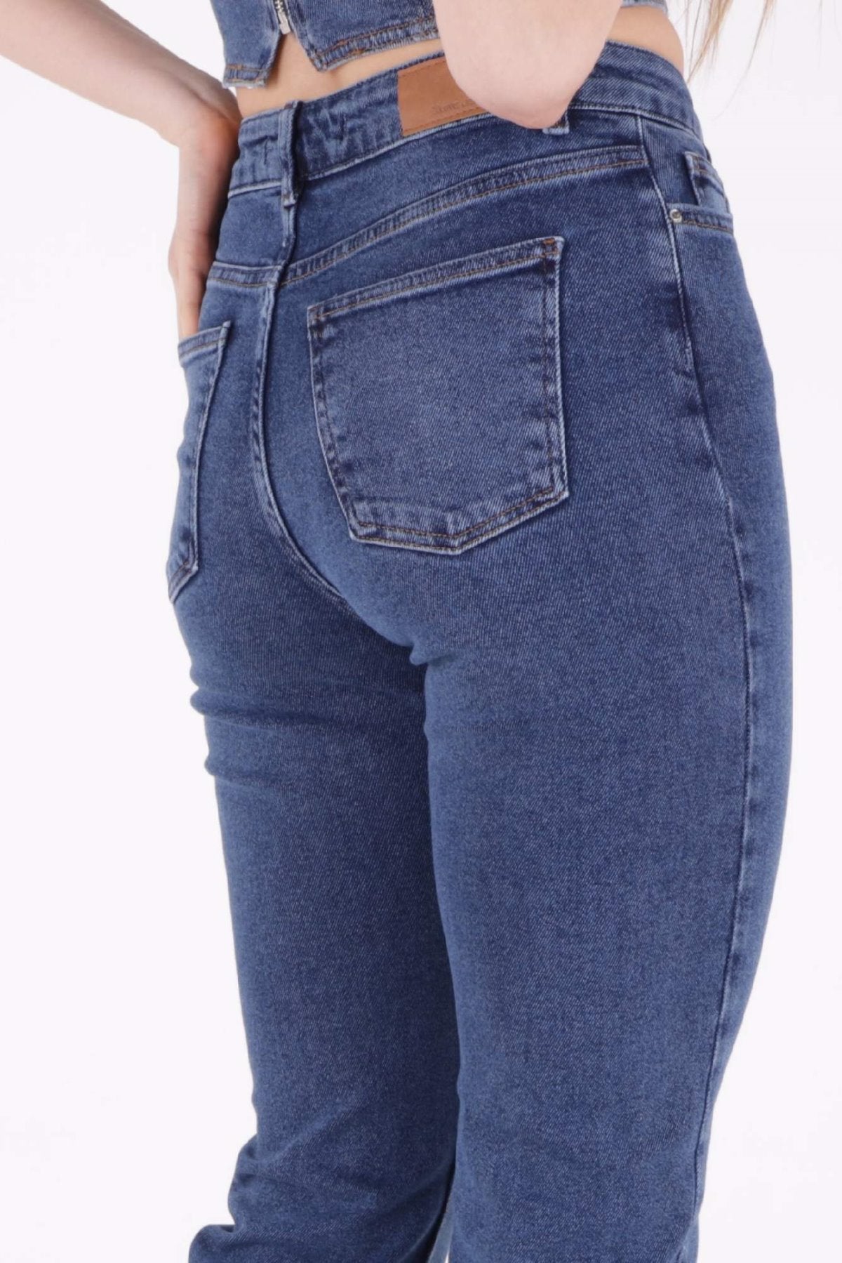 Dikişsiz Paça Bol Paça Relax Kot Pantolon 1726