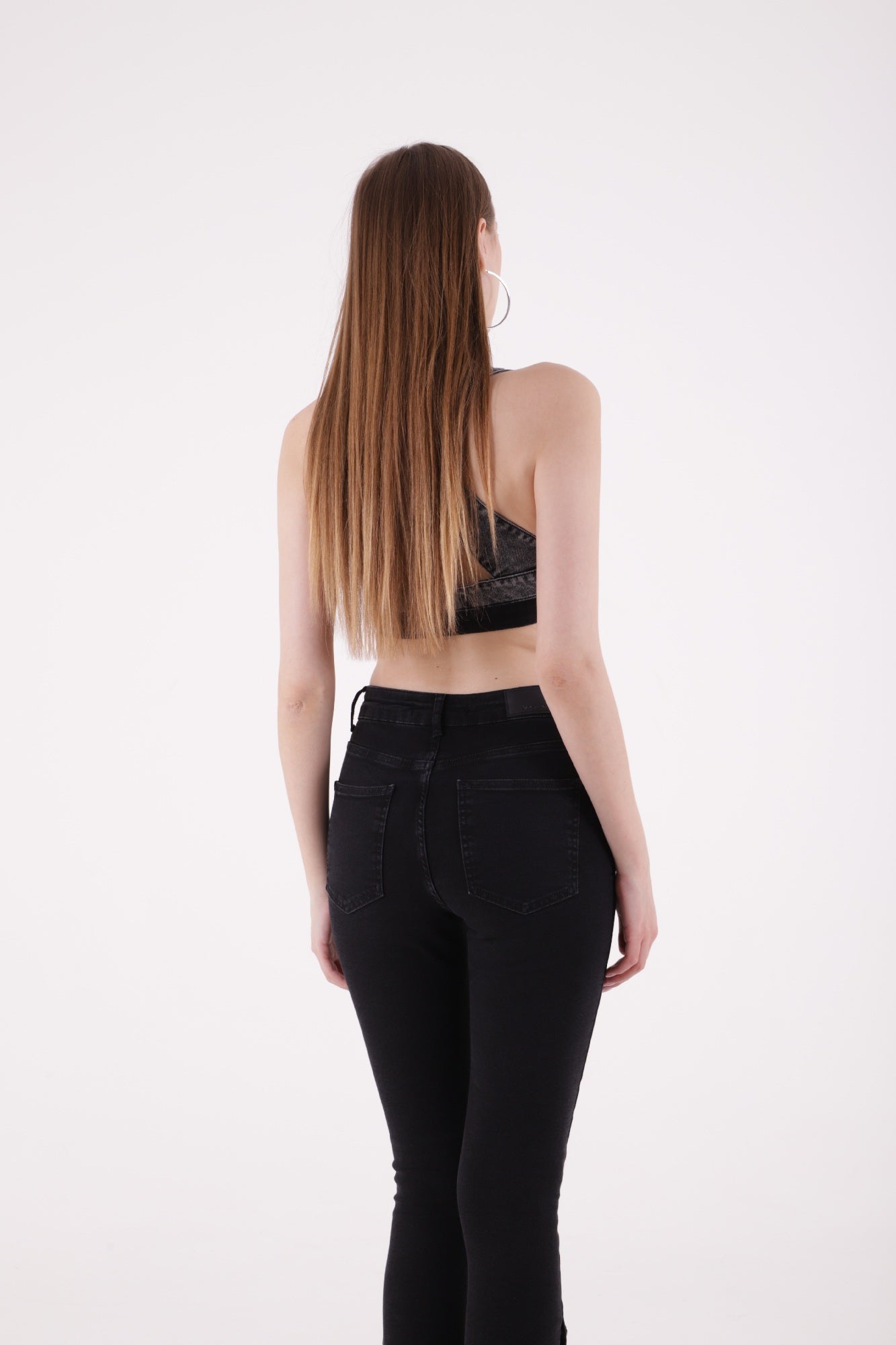 Paçası Dört Düğmeli Kot Pantolon 786