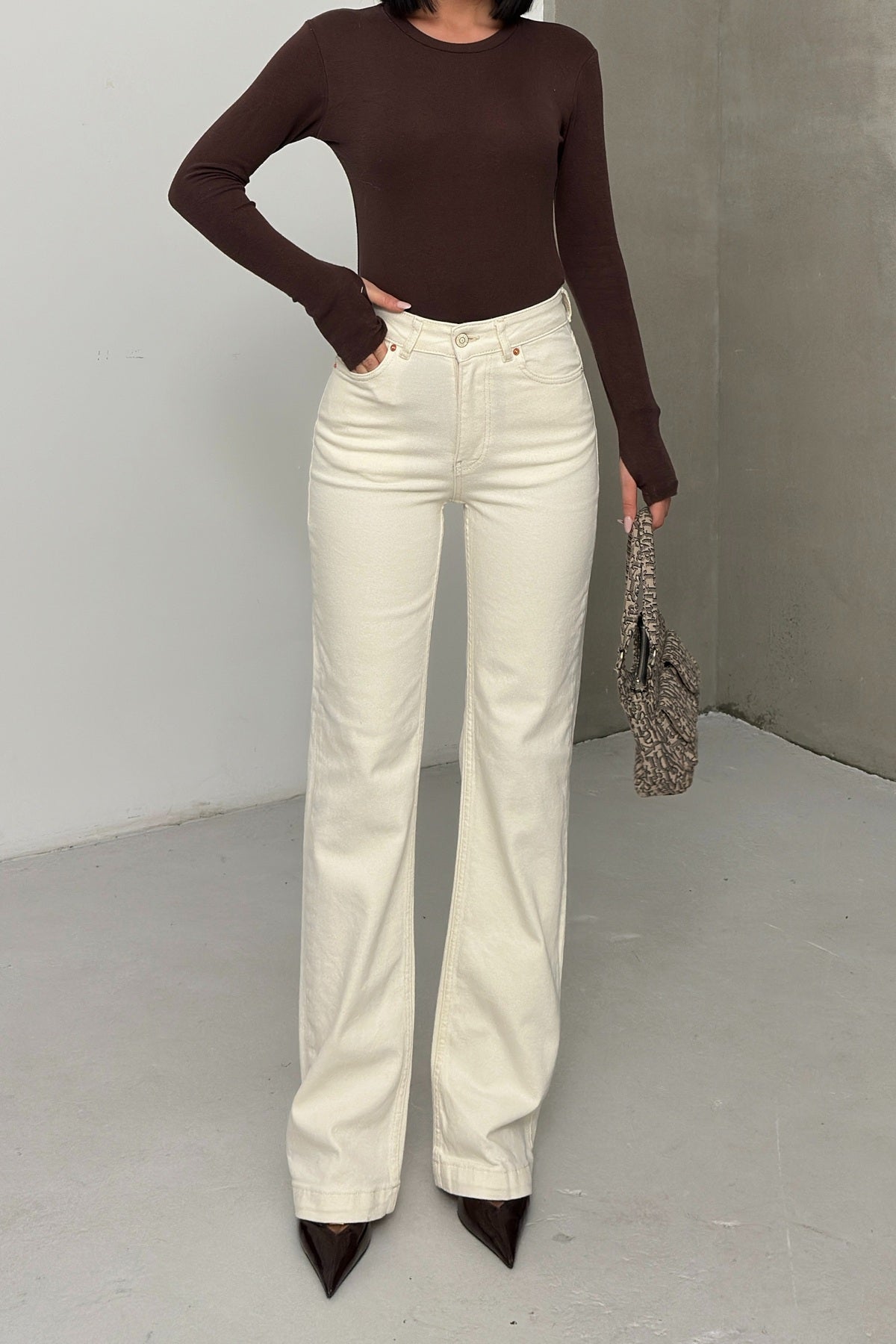 Dikişli Paça Bol Paça Relax Kot Pantolon 7026