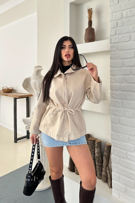 Bel Büzgü Detaylı Kot Ceket