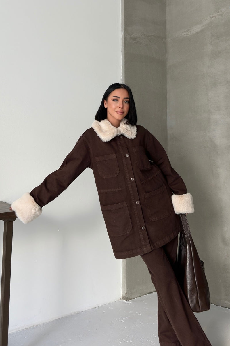 Kol ve Yakası Kürk Detaylı Orta Boy Kot Ceket