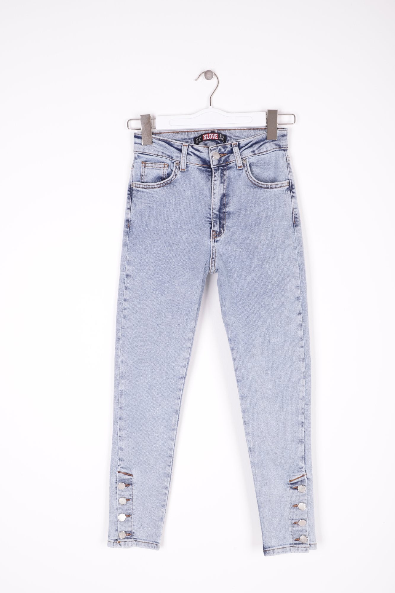 Paçası Dört Düğmeli Kot Pantolon 786