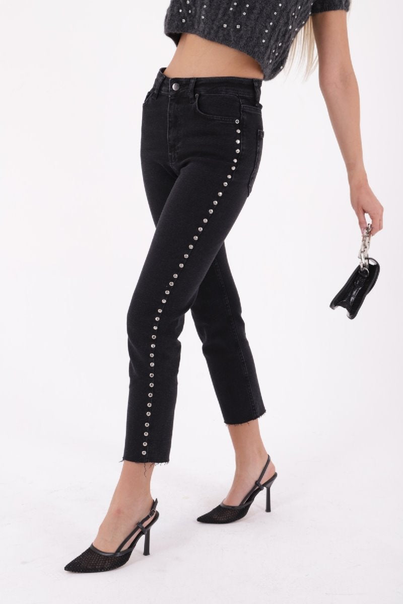 Yanı Drop Detaylı Mom Fit Kot Pantolon 1895