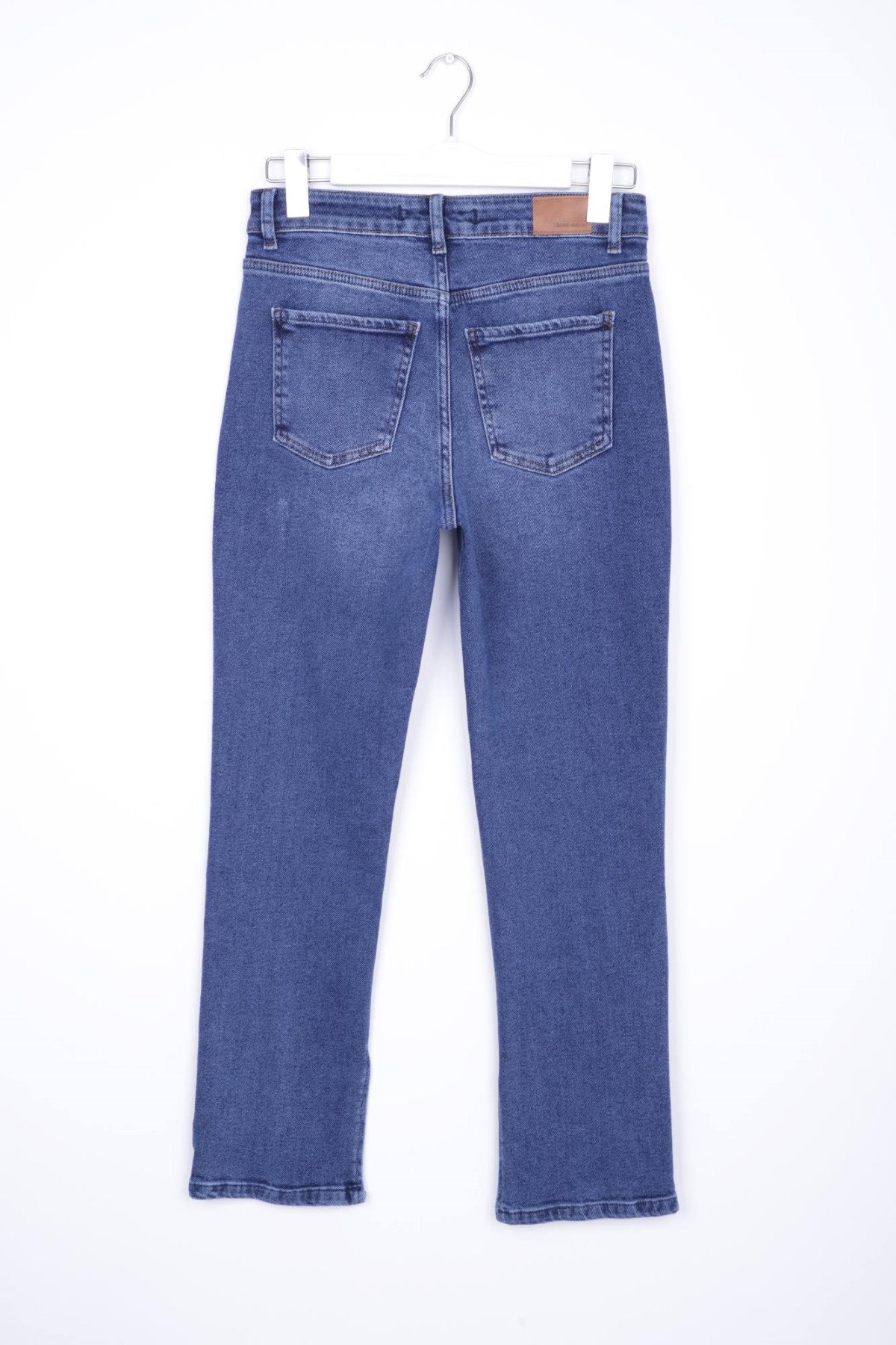 Yırtmaç Detaylı Düz Jean 1844