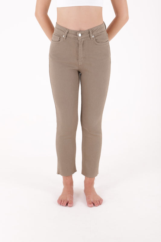 Dikişsiz Paça Mom Fit Kot Pantolon